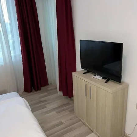 Apartman Playa 3 *